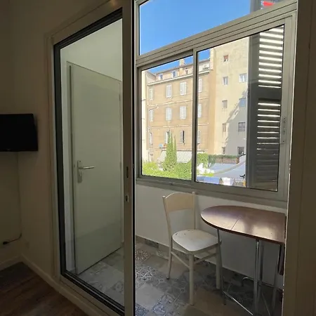 Apartment Le Cocon En Centreville Grand T3 Wifi-netflix *